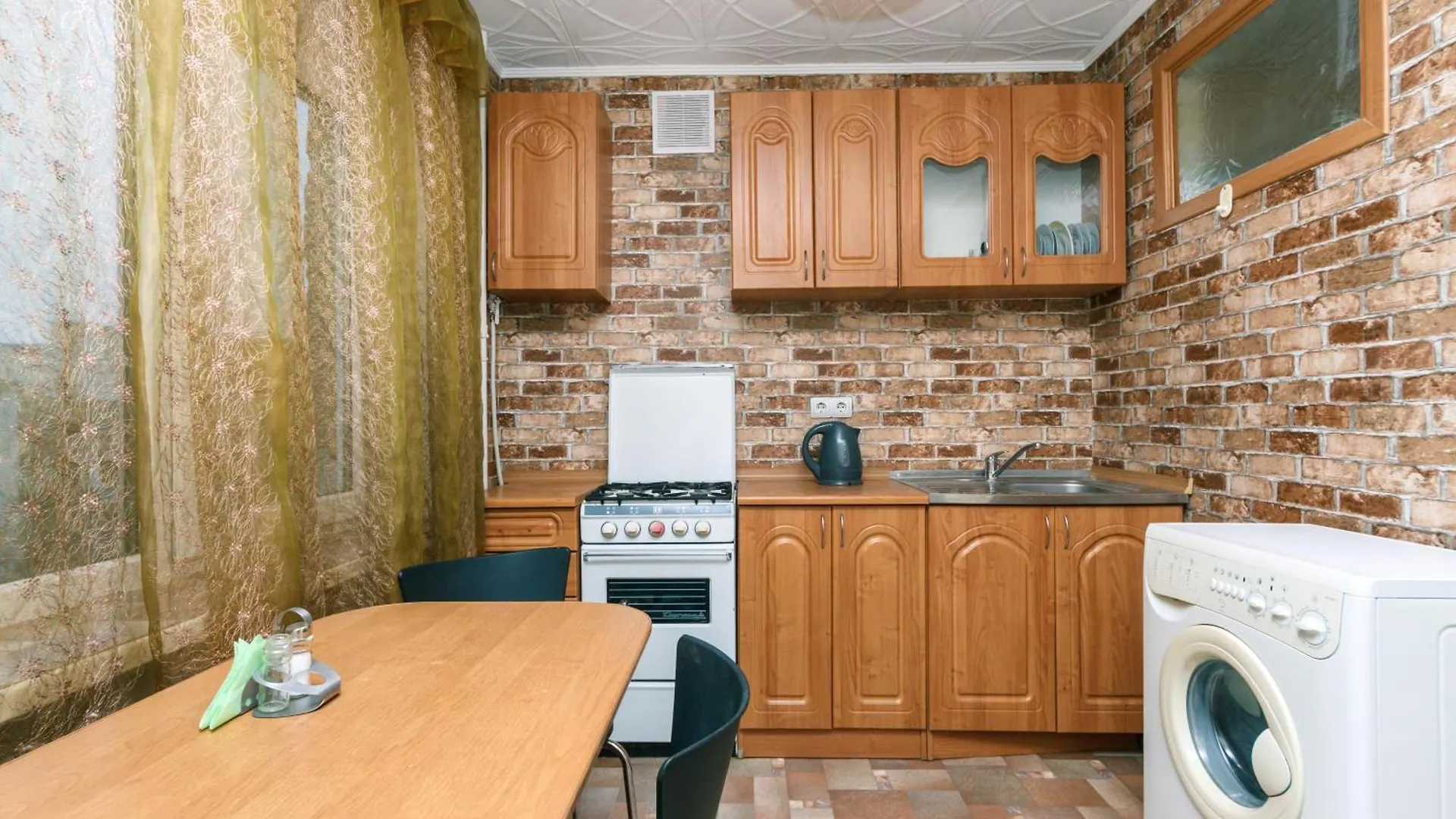 Уютная Однокомнатная Квартира Возле М.Печерская Kyiv Apartment